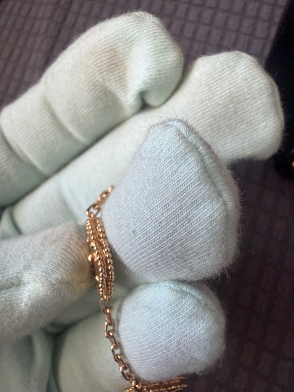 18K Gold Four-Leaf Clover Link Bracelet - Women's Jewelry - Picture 5 of 7